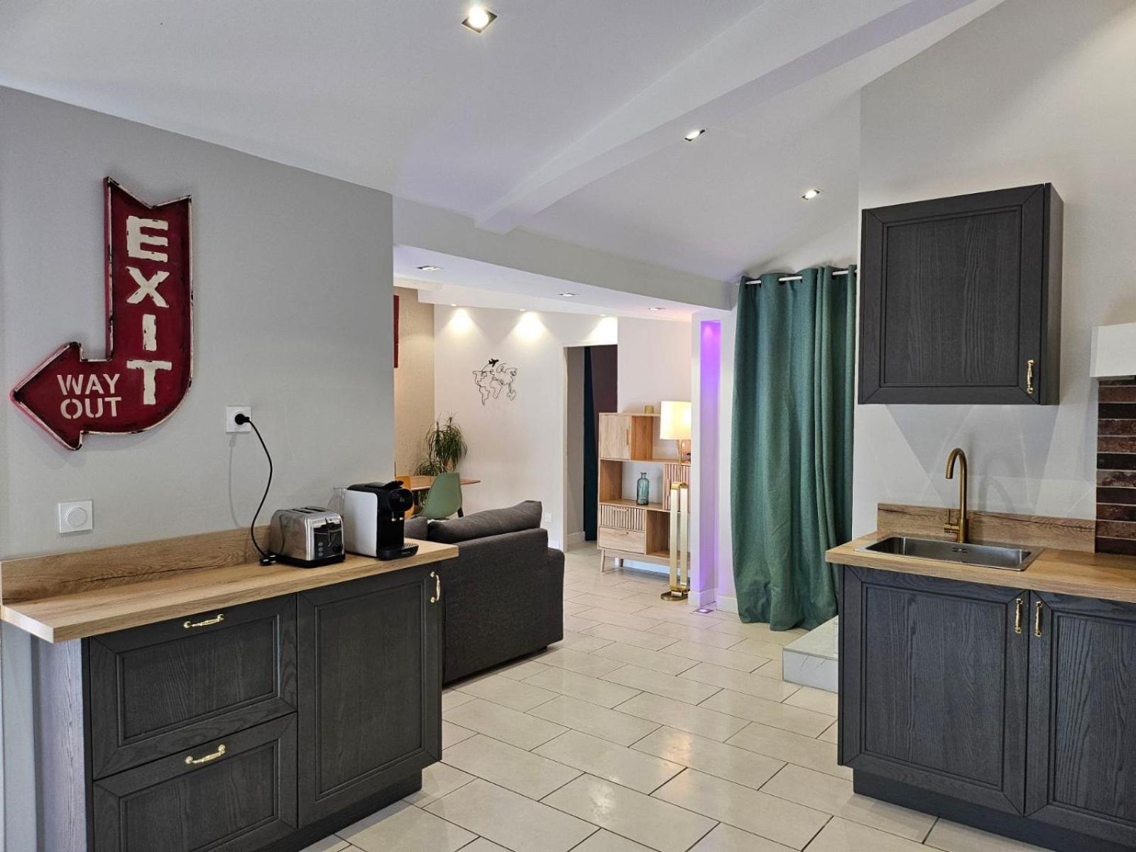 Agreable Logement Avec Terrasse Saint-Victoret Екстер'єр фото